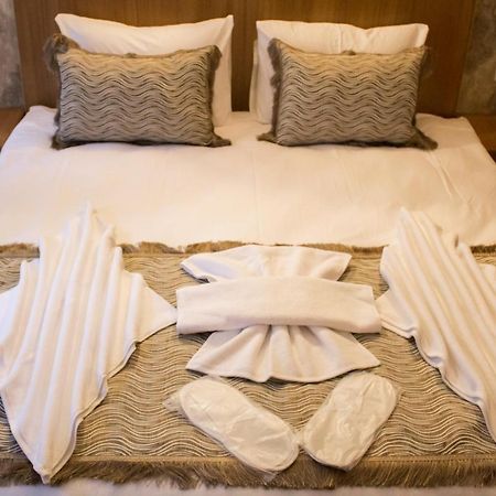 Capitol Suites Old City Istanboel Buitenkant foto